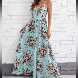 NWOT Cross Cross Back Maxi Dress